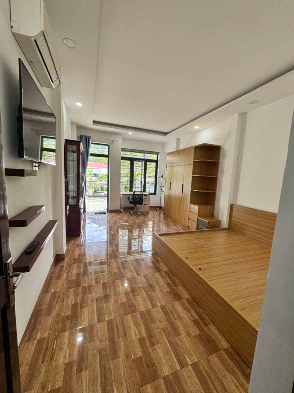 Stunning 3-Story House For Rent In North Nha Trang – Fully Furnished With Garden